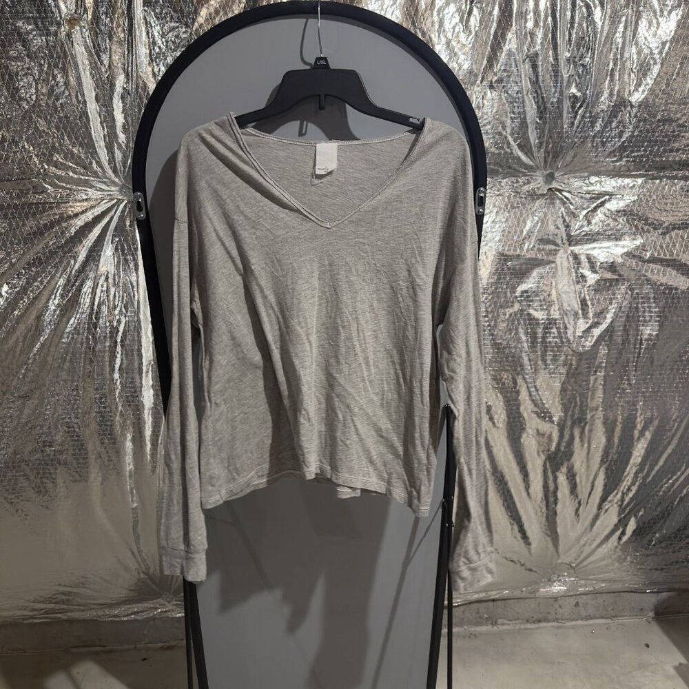 Project‎ Social Grey Long Sleeve Top Womens Size S Soft Casual Lightweight Shirt